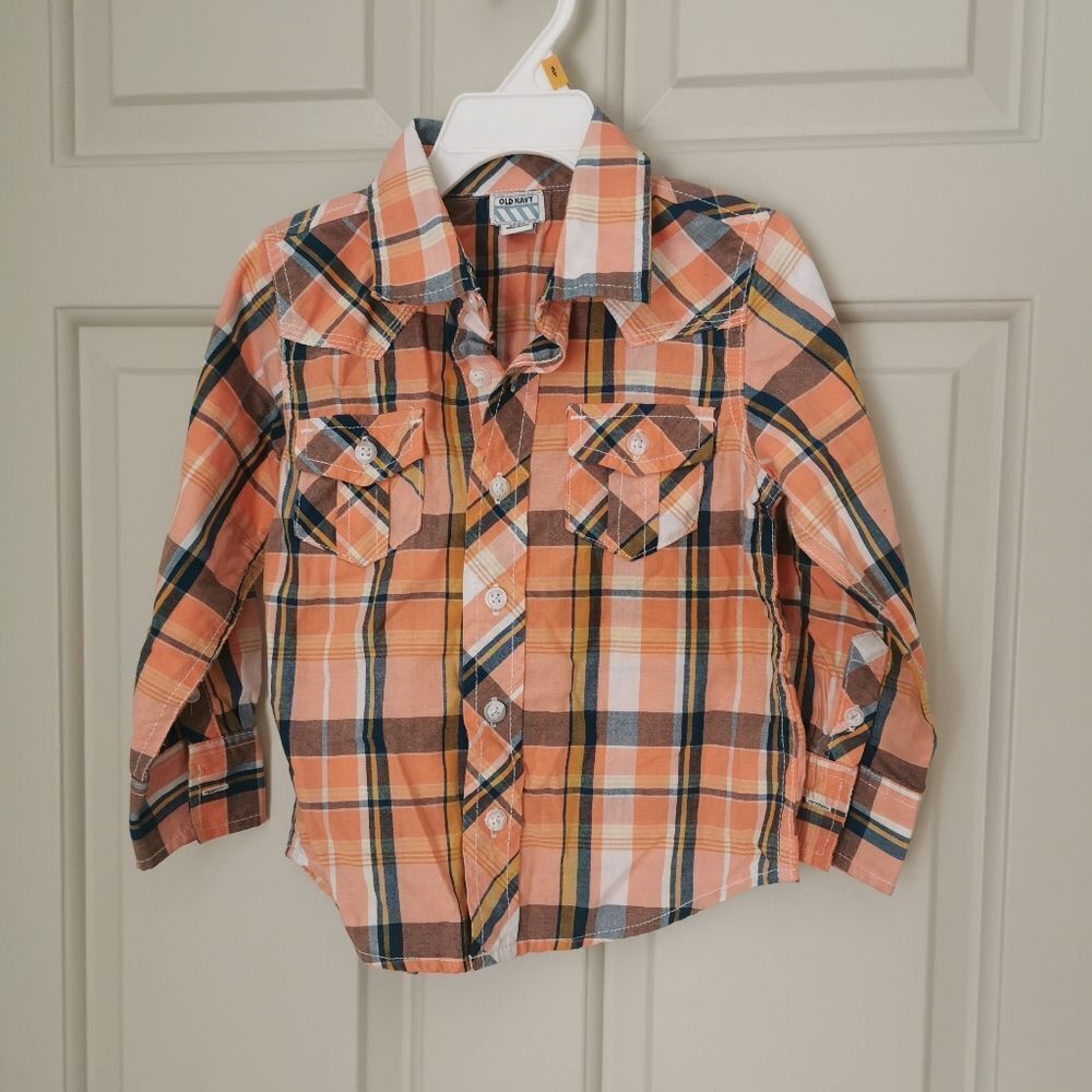 2/$20 Old Navy button down size 3